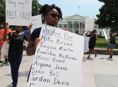 “Mike Brown Silent Protest White House” by Elvert Barnes, CC BY 2.0